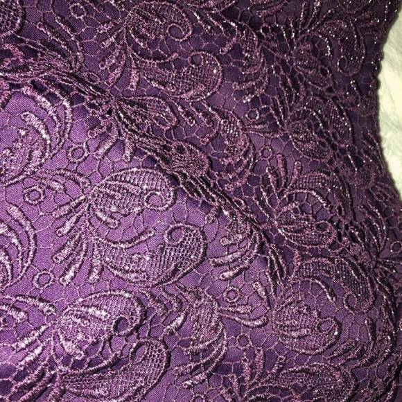 Two Piece Prom Dress !! 💜 - Picture 4 of 5